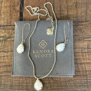 Kendra Scott Gold and White Jewelry Set